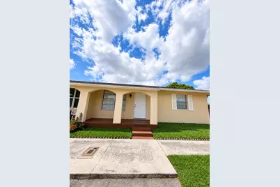 978 Sumter Road W, West Palm Beach, FL 33415 - Photo 1