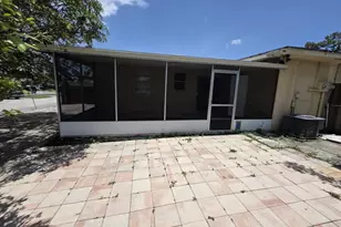 978 Sumter Rd W, West Palm Beach, FL 33415 - Photo 19