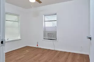 713 10th Ave N, Lake Worth Beach, FL 33460 - Photo 11
