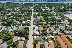 713 10th Ave N, Lake Worth Beach, FL 33460 - Photo 23