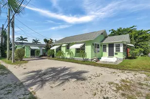 713 10th Ave N, Lake Worth Beach, FL 33460 - Photo 3