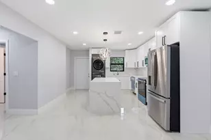 2975 NE 2nd Ave, Boca Raton, FL 33431 - Photo 9
