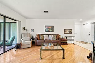 11 Lexington Ln E, Palm Beach Gardens, FL 33418 - Photo 5