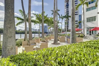 2670 E Sunrise Boulevard #322, Fort Lauderdale, FL 33304 - Photo 21