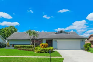 142 Parkwood Dr, Royal Palm Beach, FL 33411 - Photo 5
