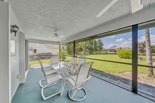 142 Parkwood Dr, Royal Palm Beach, FL 33411 - Photo 15