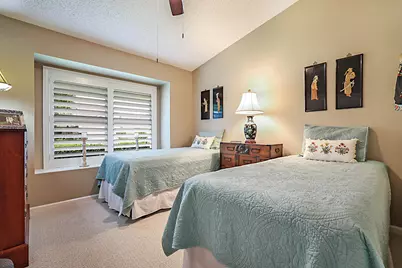 12981 Blue Lake Drive, Wellington, FL 33414 - Photo 21