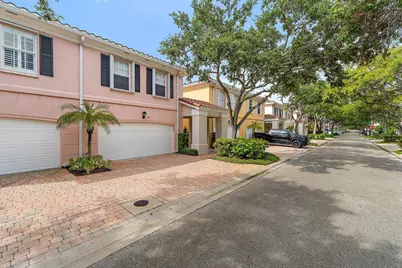 58 Tall Oaks Circle, Tequesta, FL 33469 - Photo 3
