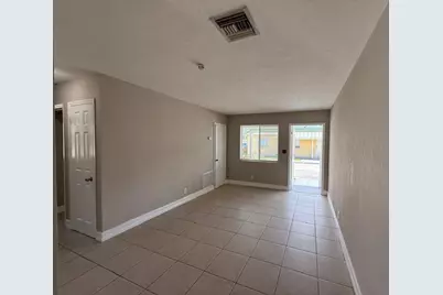400 Metcalf Court, West Palm Beach, FL 33407 - Photo 7