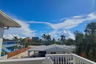 1140 Hernando St, Hutchinson Island, FL 34949 - Photo 19