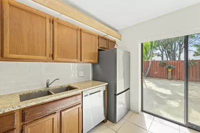 5726 SE Windsong Lane #324, Stuart, FL 34997 - Photo 11