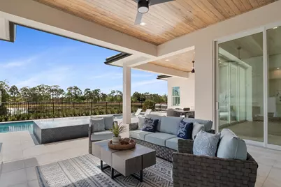 104 SE Rio Casarano, Port Saint Lucie, FL 34984 - Photo 11