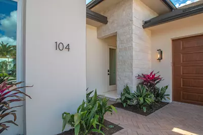 104 SE Rio Casarano, Port Saint Lucie, FL 34984 - Photo 3