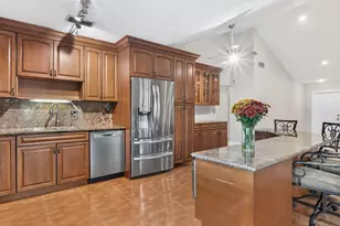 2067 Montpeliar, Weston, FL 33326 - Photo 11