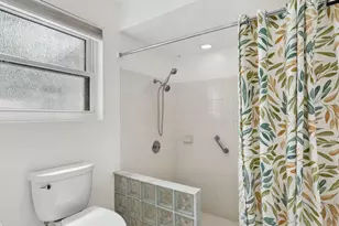 2067 Montpeliar, Weston, FL 33326 - Photo 21