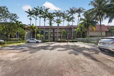 120 Sparrow Drive #304, Royal Palm Beach, FL 33411 - Photo 9