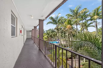 120 Sparrow Drive #304, Royal Palm Beach, FL 33411 - Photo 21