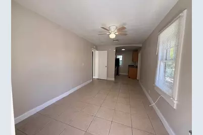 400 Metcalf Court, West Palm Beach, FL 33407 - Photo 25