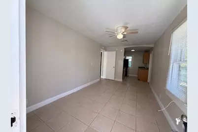 400 Metcalf Court, West Palm Beach, FL 33407 - Photo 7