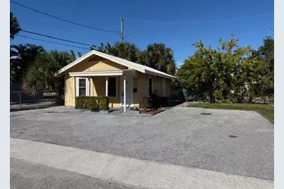 400 Metcalf Court, West Palm Beach, FL 33407 - Photo 1