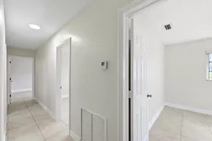 1430 NW 73rd Ave NW, Plantation, FL 33313 - Photo 11