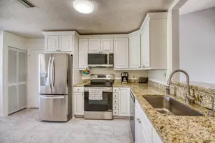 8206 Mooring Cir, Boynton Beach, FL 33472 - Photo 13