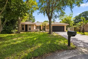 2151 NW 99th Way, Coral Springs, FL 33071 - Photo 11