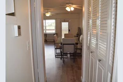 202 Brighton E #202, Boca Raton, FL 33434 - Photo 9