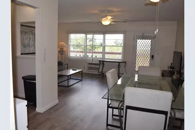 202 Brighton E #202, Boca Raton, FL 33434 - Photo 3