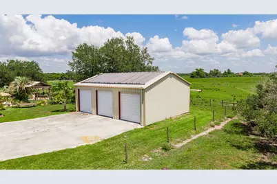 8661 E Center Street, Okeechobee, FL 34974 - Photo 77