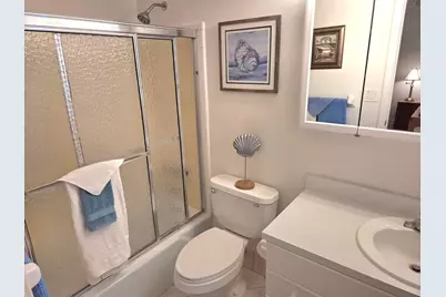 2100 NE 38th Street #110, Lighthouse Point, FL 33064 - Photo 15