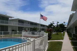 2100 NE 38th St, Lighthouse Point, FL 33064 - Photo 5