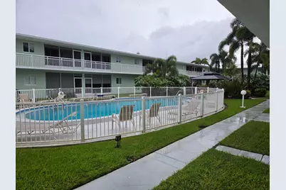 2100 NE 38th Street #110, Lighthouse Point, FL 33064 - Photo 3