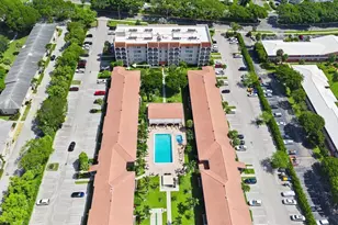 250 NE 20th St, Boca Raton, FL 33431 - Photo 33