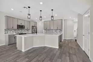 8245 Cadre Noir Rd, Lake Worth, FL 33467 - Photo 7