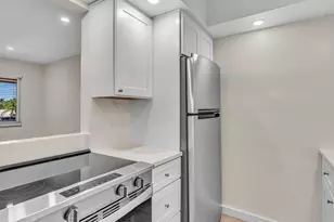 2020 NE 51st Ct, Fort Lauderdale, FL 33308 - Photo 9