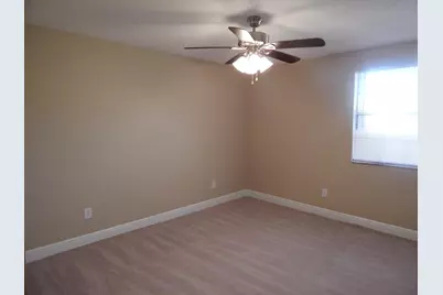 10430 Buena Ventura Drive, Boca Raton, FL 33498 - Photo 17