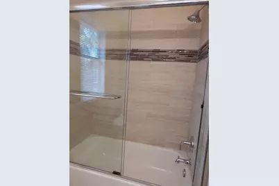 10430 Buena Ventura Drive, Boca Raton, FL 33498 - Photo 9
