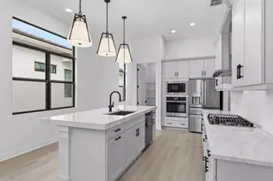 382 SE Via Sangro, Port Saint Lucie, FL 34952 - Photo 5