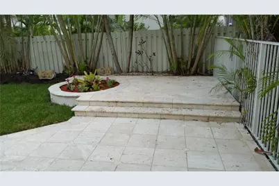 6908 NW 33rd Street, Margate, FL 33063 - Photo 9