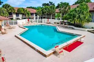 130 Brackenwood Rd, Palm Beach Gardens, FL 33418 - Photo 27