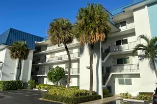 2936 Lake Shore Dr, Riviera Beach, FL 33404 - Photo 1