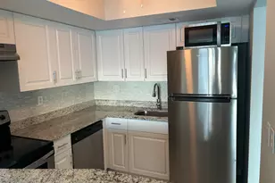 2936 Lake Shore Dr, Riviera Beach, FL 33404 - Photo 5