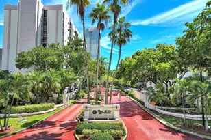 17021 N Bay Rd, Sunny Isles Beach, FL 33160 - Photo 15