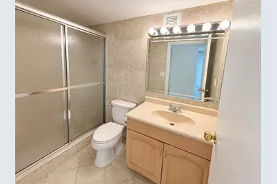 17021 N Bay Road #Unit 229, Sunny Isles Beach, FL 33160 - Photo 7