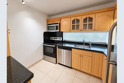 17021 N Bay Road #Unit 229, Sunny Isles Beach, FL 33160 - Photo 5