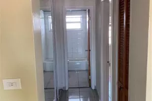 525 Meridian Ave, Miami Beach, FL 33139 - Photo 3