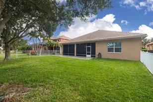 359 NW Sheffield Cir, Port Saint Lucie, FL 34983 - Photo 33