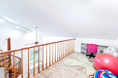 2845 Duquesne Circle, West Palm Beach, FL 33409 - Photo 13