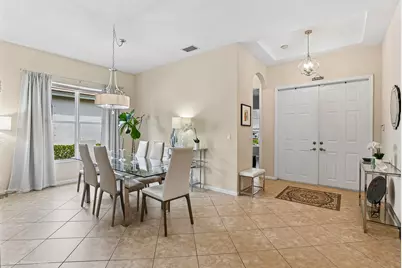 127 Palm Beach Plantation Boulevard, West Palm Beach, FL 33411 - Photo 9